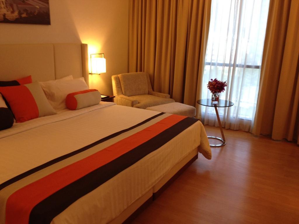 The Four Wings Hotel Bangkok Zewnętrze zdjęcie